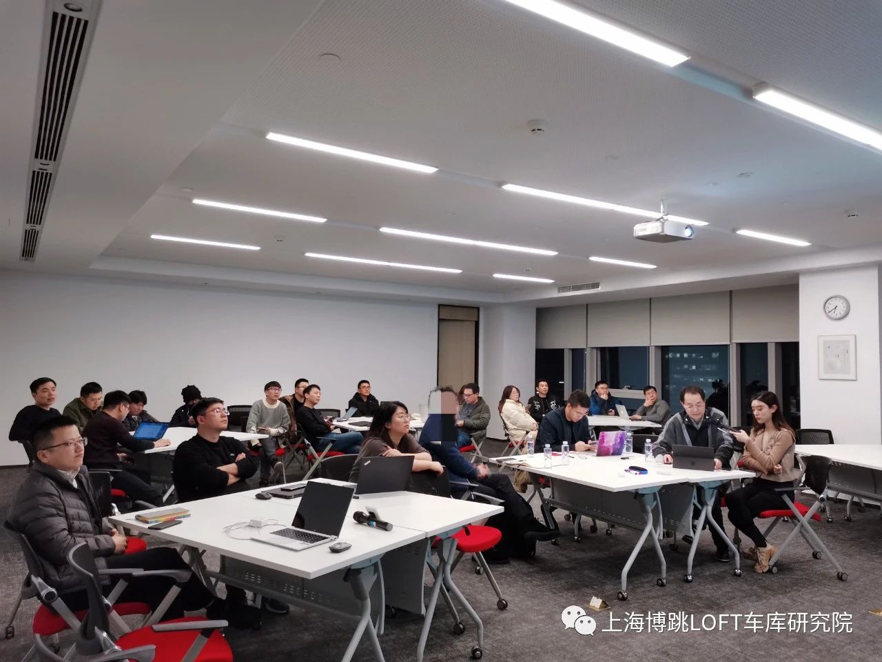 汕尾杭州LOFT车库专题会